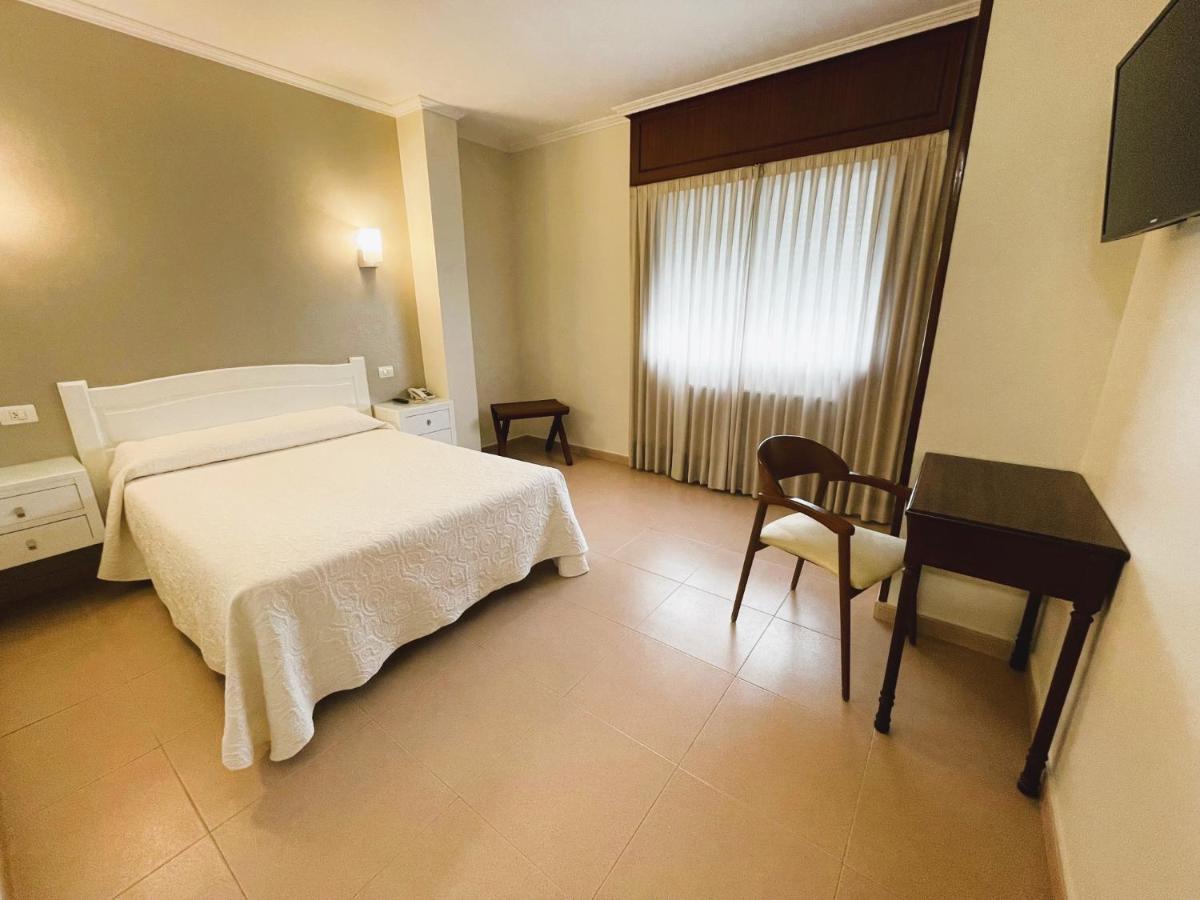 Hotel O Cruceiro Caldas De Reis Εξωτερικό φωτογραφία