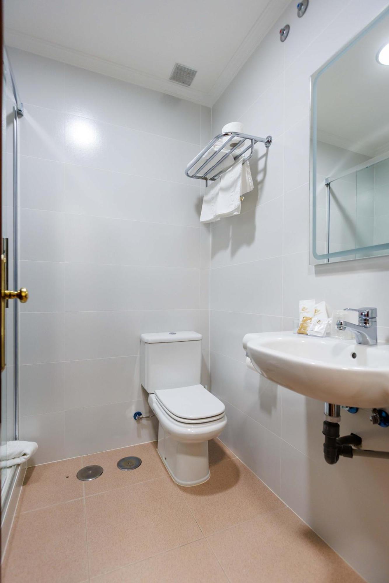 Hotel O Cruceiro Caldas De Reis Εξωτερικό φωτογραφία