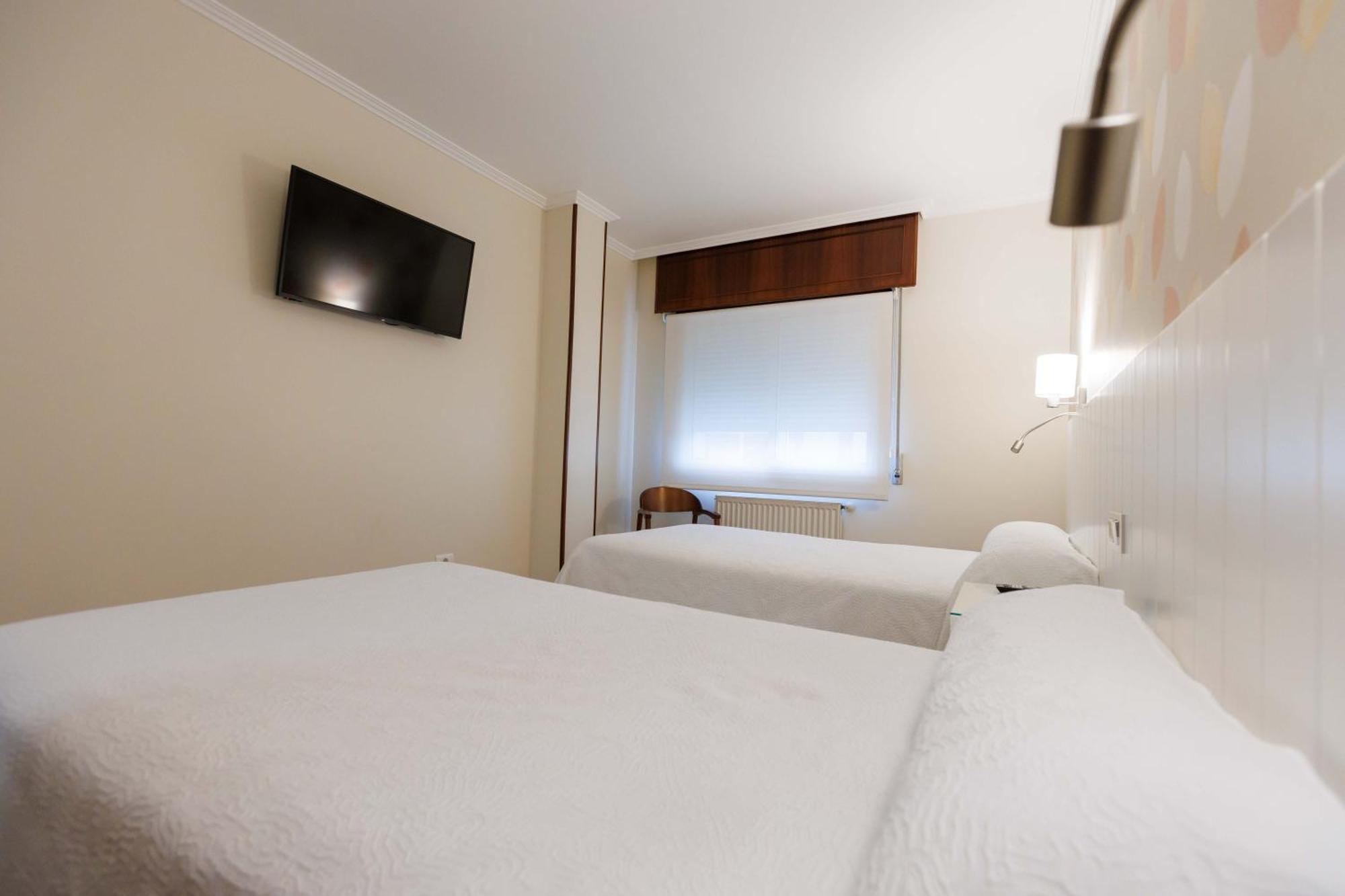Hotel O Cruceiro Caldas De Reis Εξωτερικό φωτογραφία