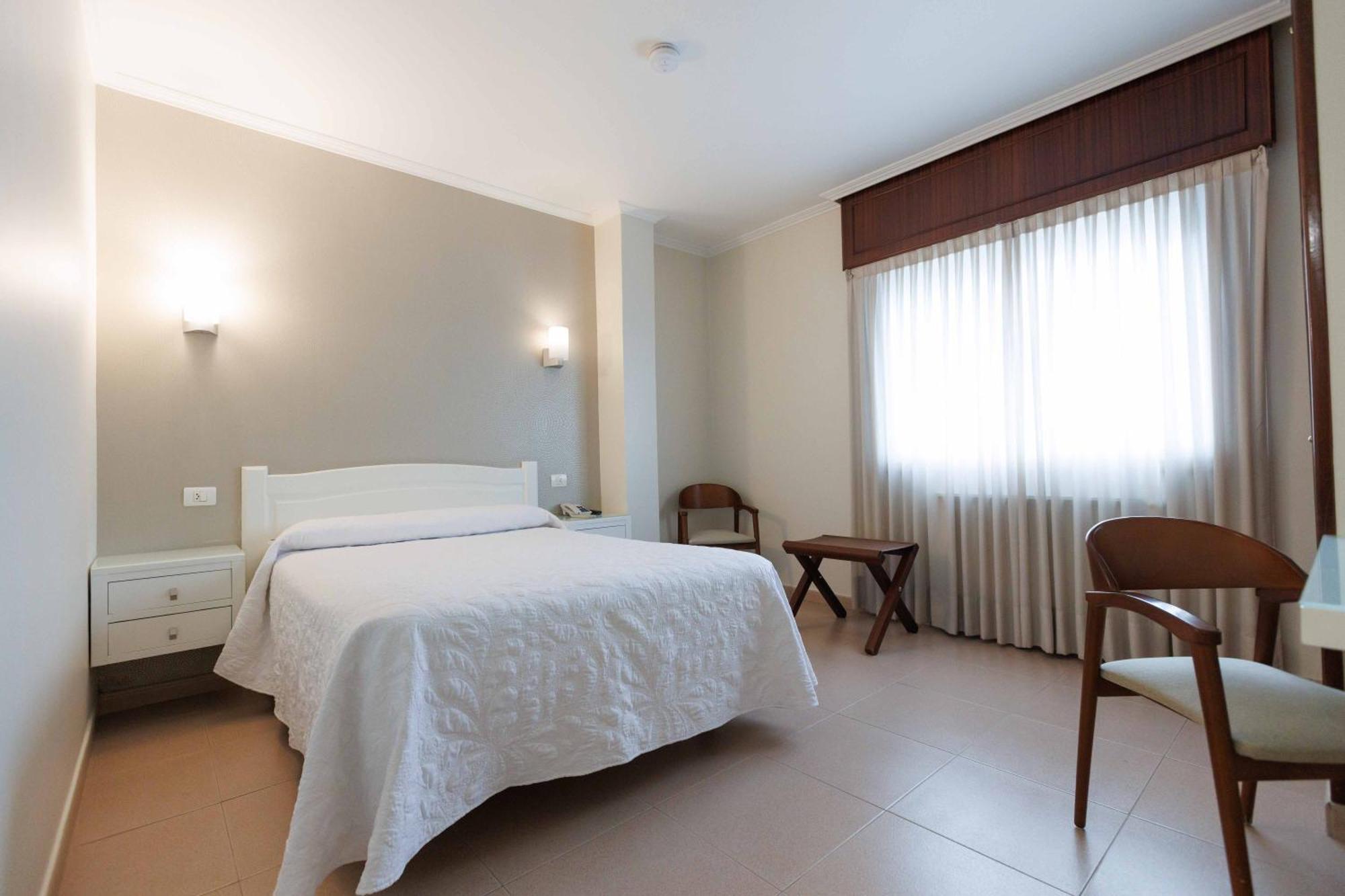 Hotel O Cruceiro Caldas De Reis Εξωτερικό φωτογραφία