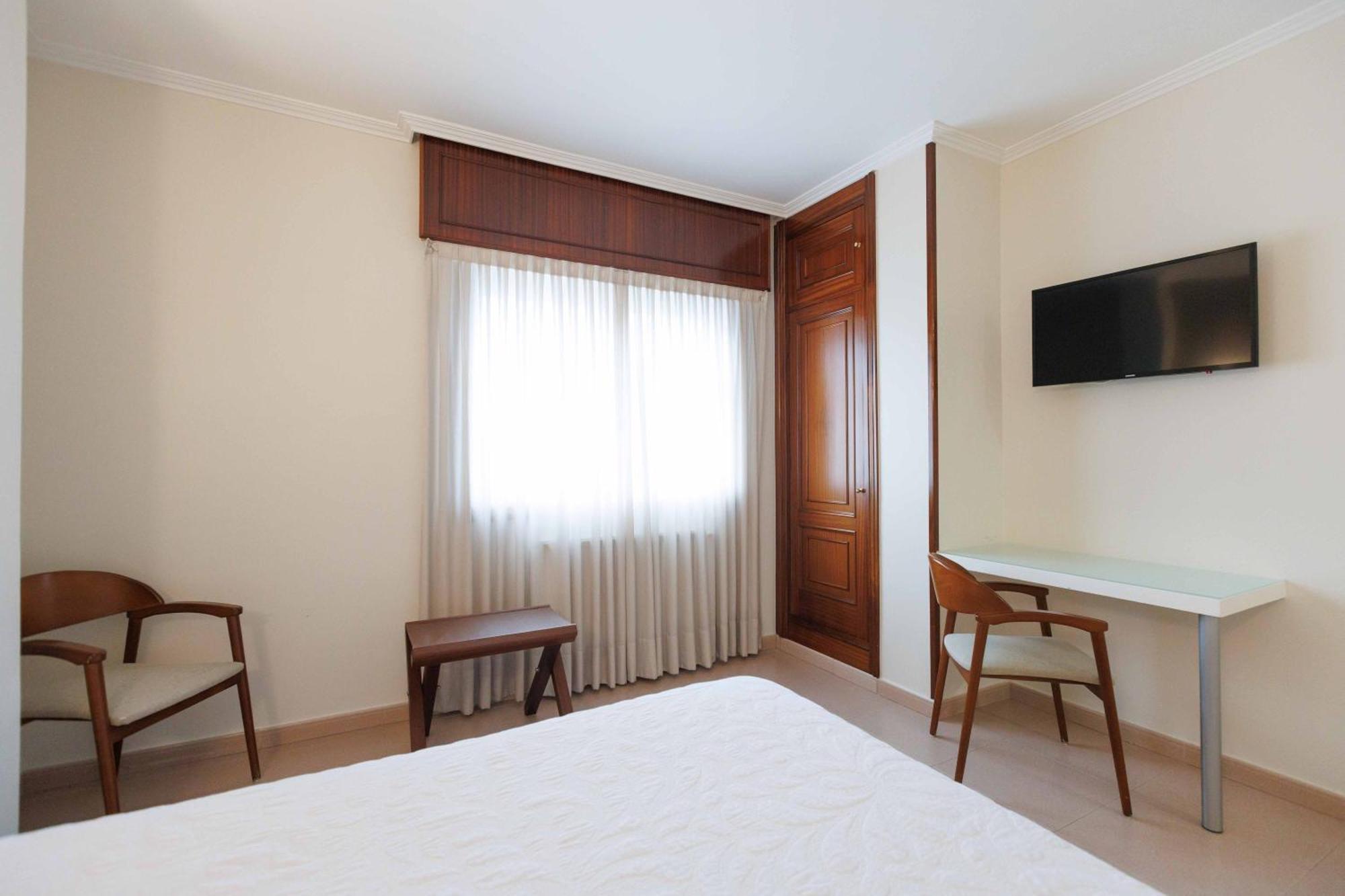 Hotel O Cruceiro Caldas De Reis Εξωτερικό φωτογραφία