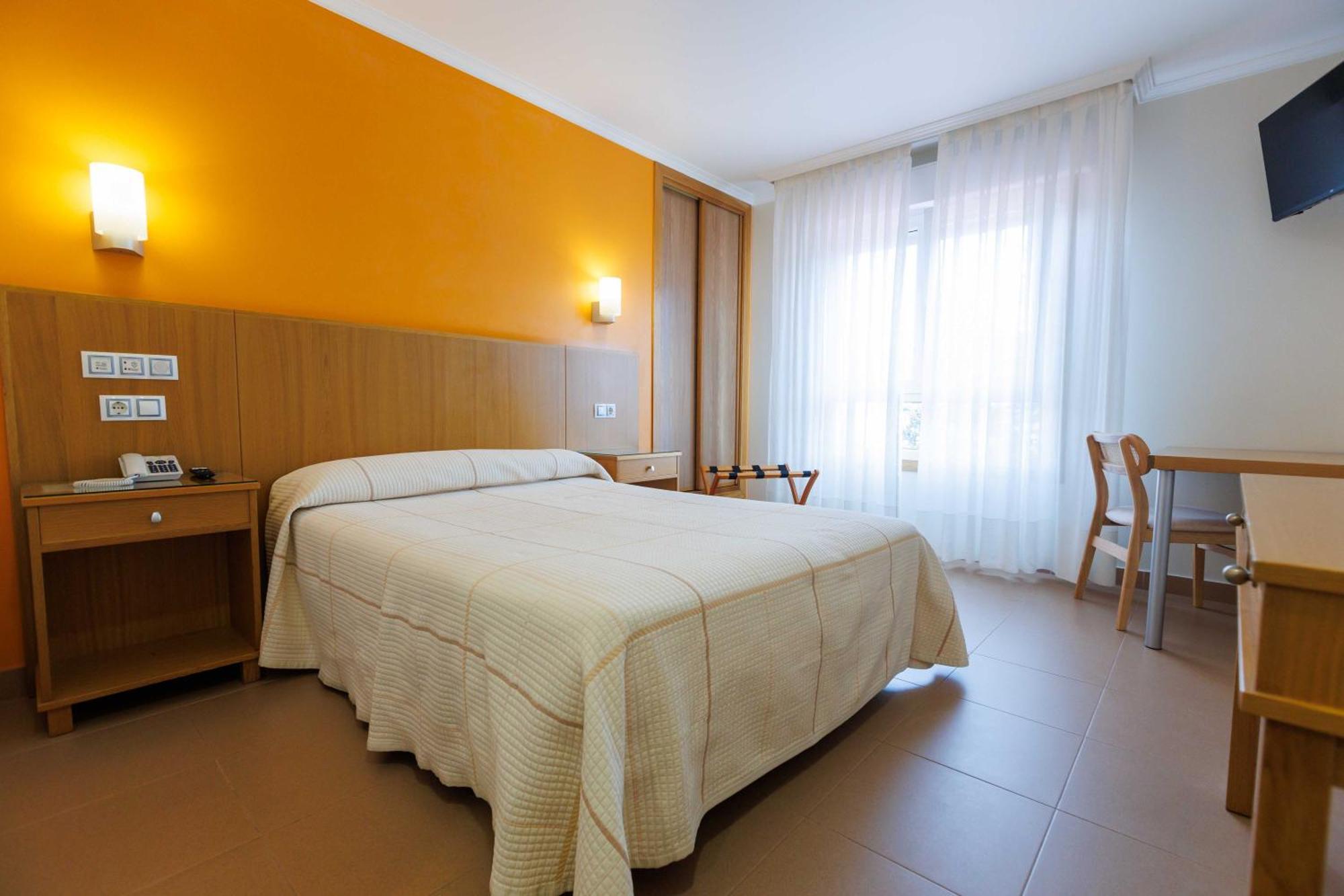 Hotel O Cruceiro Caldas De Reis Εξωτερικό φωτογραφία