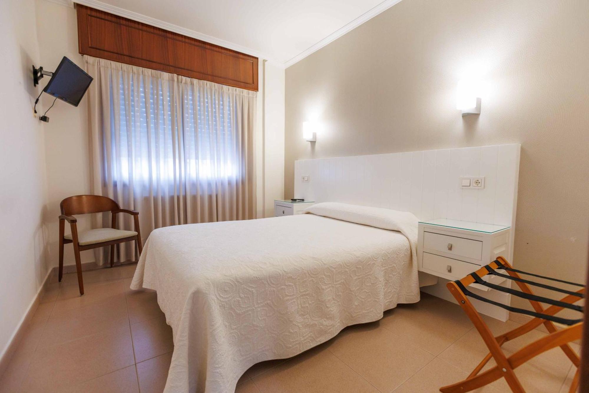 Hotel O Cruceiro Caldas De Reis Εξωτερικό φωτογραφία