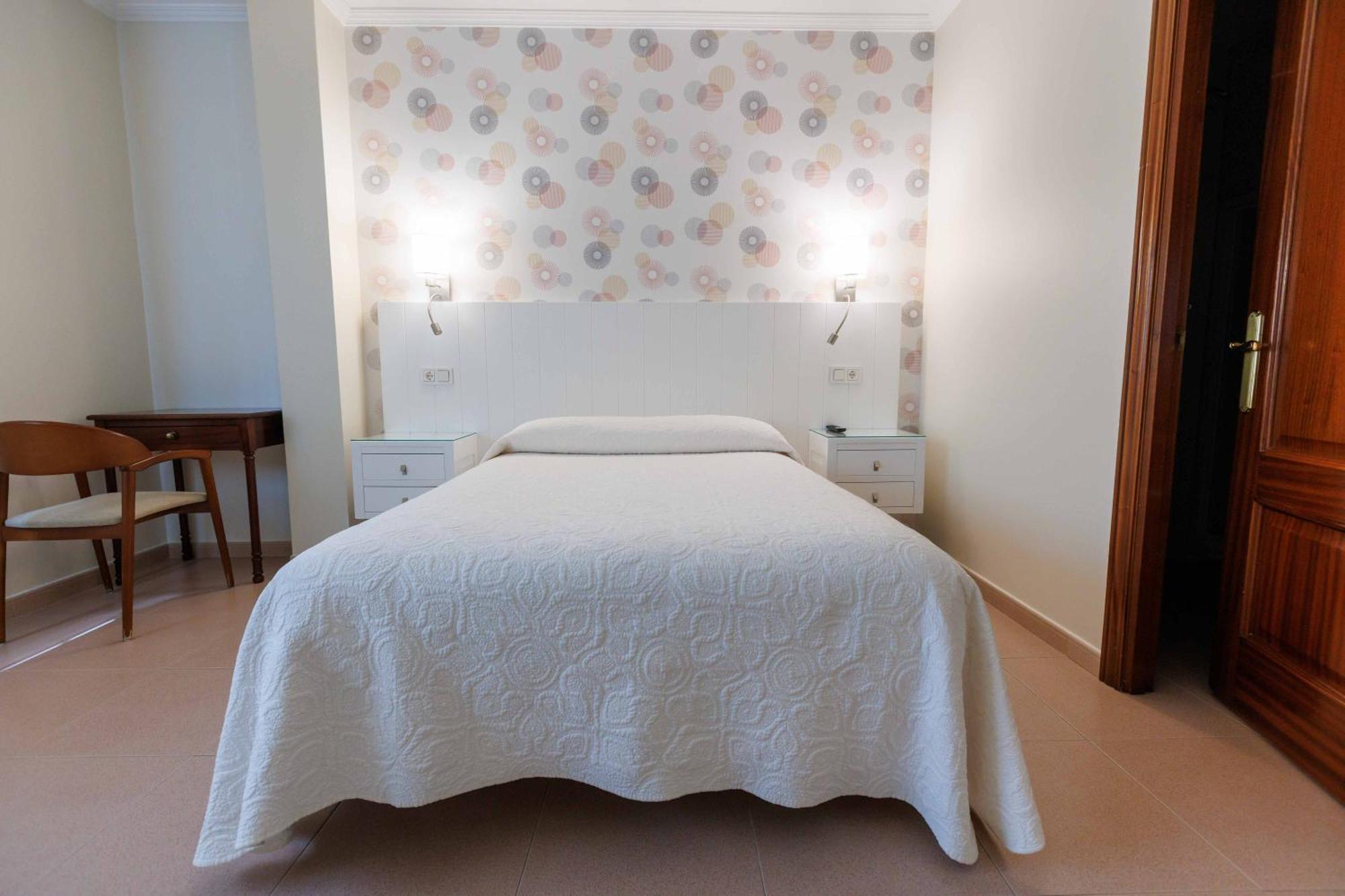 Hotel O Cruceiro Caldas De Reis Εξωτερικό φωτογραφία