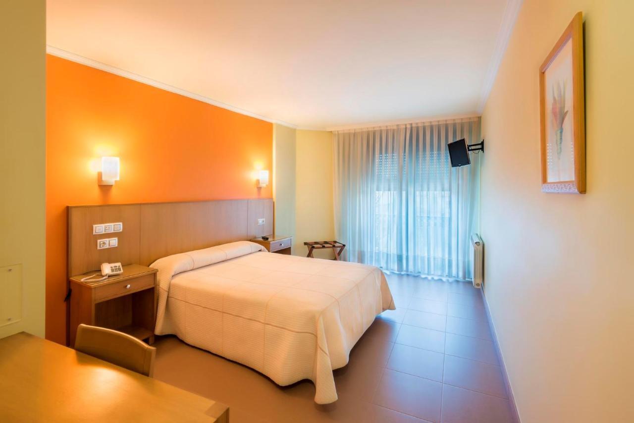 Hotel O Cruceiro Caldas De Reis Εξωτερικό φωτογραφία